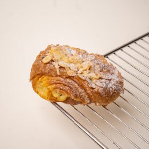 Mini pain au chocolat aux amandes